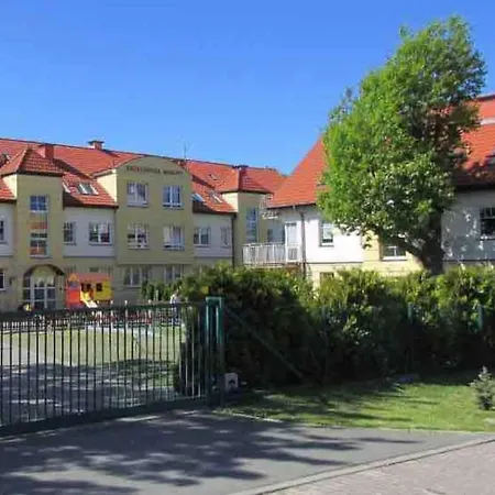 Apartament Typu Studio Z Ogrodkiem W Rewalu Appartement *